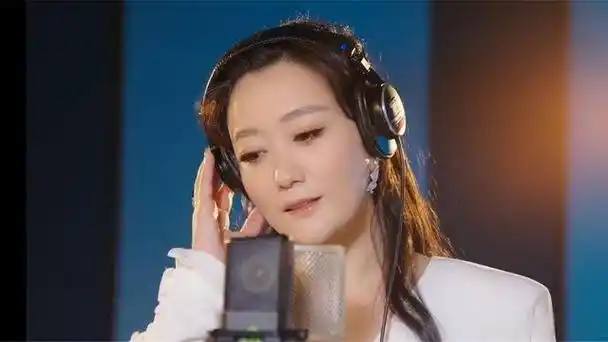 谭晶:我这辈子做最明智的抉择,就是为科学家丈夫生一对双胞胎