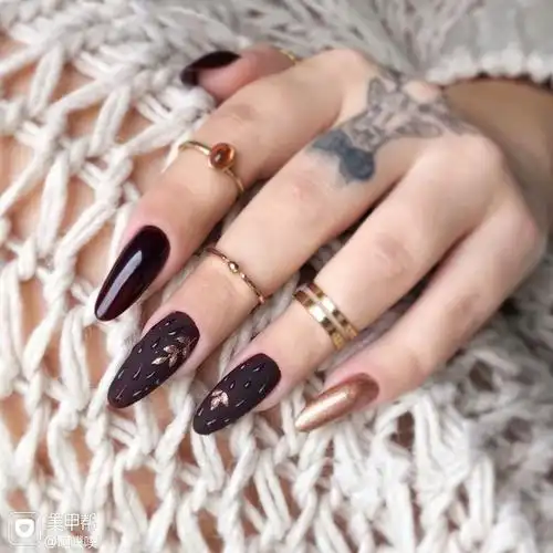 欧美风红色尖形美甲图片