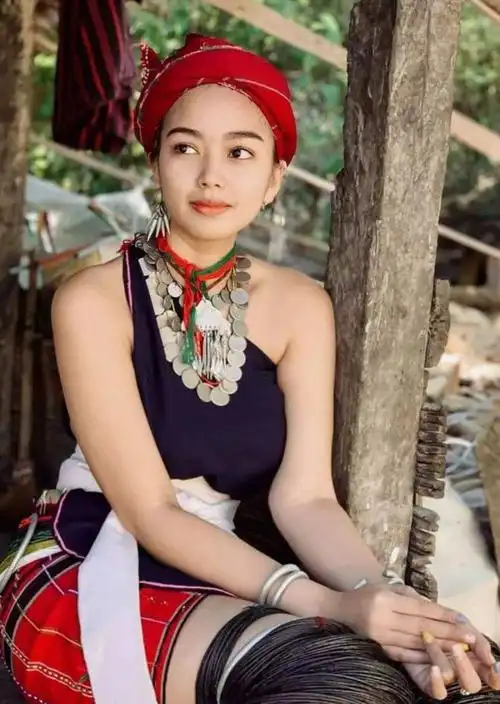 中缅边界的缅甸女孩个个如出水芙蓉为什么却没多少人想娶呢