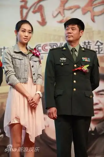 湖北老河口:美女明星演员——任晗