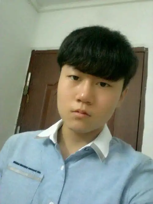 朋友说我是香肠嘴狮子鼻,是这样吗.