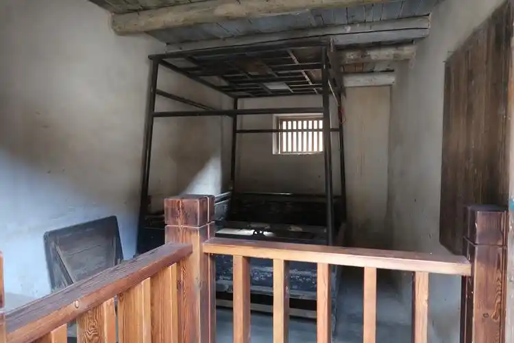 游梅县的叶帅故居,永定土楼