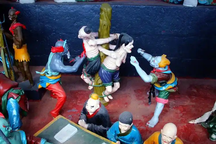 丰都鬼城                      地狱诸像