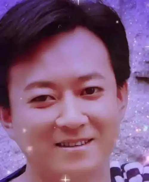 从央视一哥到"跌落神坛","消失"多年的朱军,经历了什么?