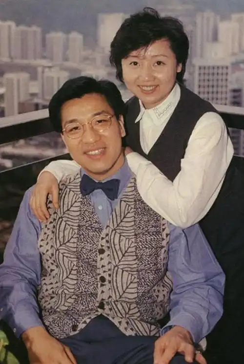 张德兰:早年唱歌上,嫁人之后改行学医,如今六十多岁无