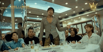 东兴五虎之下山虎,又叫掀桌虎,每次提到乌鸦哥的名字,所有饭店的桌子