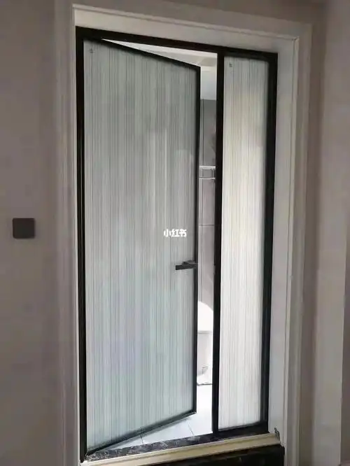 极简推拉门也可以做成子母门的样式