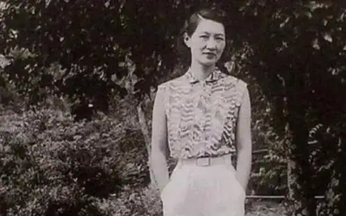 民国头号渣女:嫁给溥仪弟弟,偷夫家珍宝养多名情人,拒绝去东北_唐怡莹