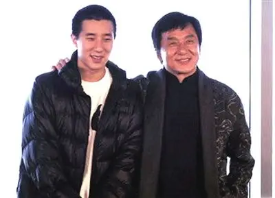 成龙称不接房祖名出狱:相信会看到新的他(图)