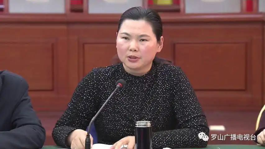 【罗山新闻】我县召开脱贫攻坚集中总攻第十次周调度会(20181218期)_