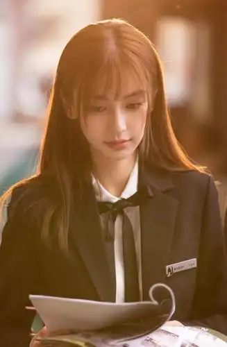 angelababy《我的真朋友》空气刘海造型曝光 清纯甜美宛如少女1.jpg