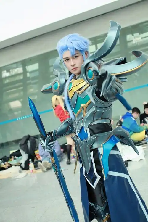 王者荣耀铠cos场照