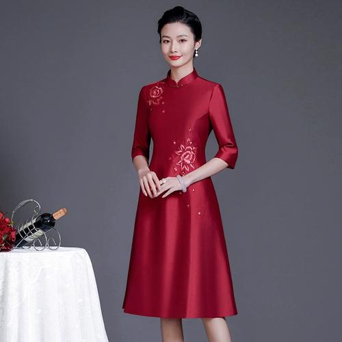 高端大气刺绣花喜婆婆妈妈婚礼礼服婚宴装2023新款喜服大码连衣裙