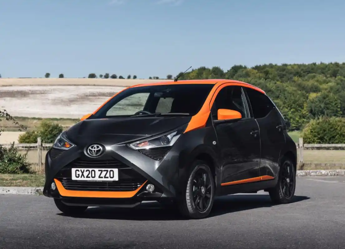 丰田微型车来了仅售4万油耗堪比摩托要啥比亚迪f0