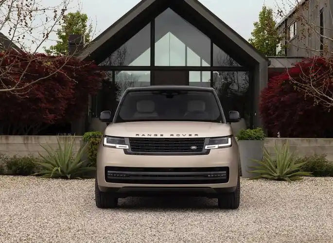 加价50万竟一车难求价格比肩宾利添越的路虎揽胜到底有多火