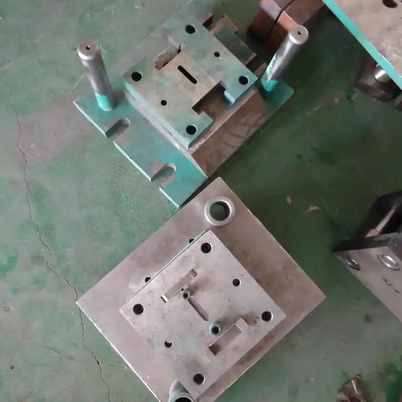 冲孔模具  液压冲孔模具  打孔切断冲压模