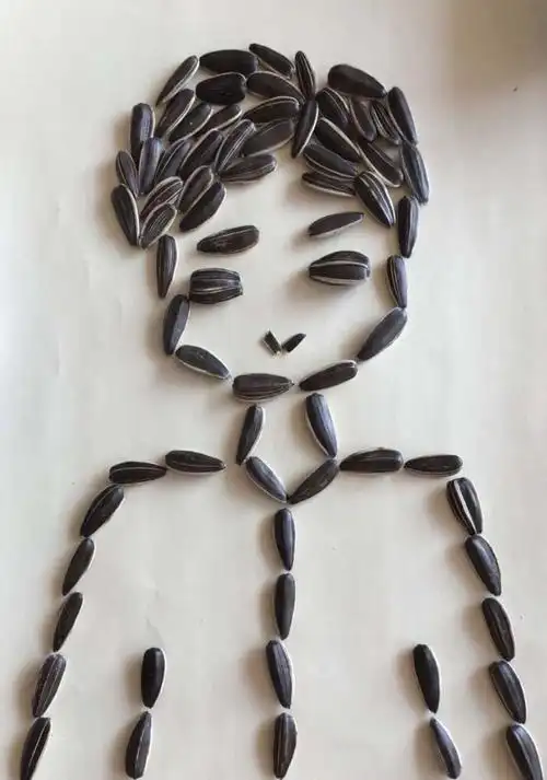 吉林船营小学生用瓜子花生五谷制作特色手工作品助力抗疫