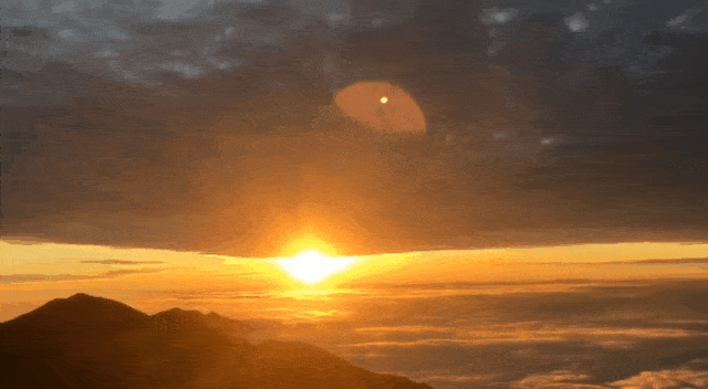 一幅幅日出日落的美丽画卷让秋天这容易伤感的季节变得不再忧伤相信你