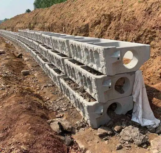 平铺护坡生态框