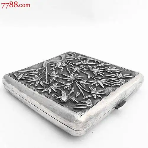【古董银器-纯银】清末民初仙鹤翠竹纹高浮雕烟盒-含银量9成以上