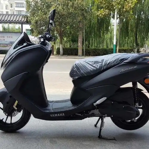 雅马哈jym125t-3巡鹰都市小巡航豪华踏板