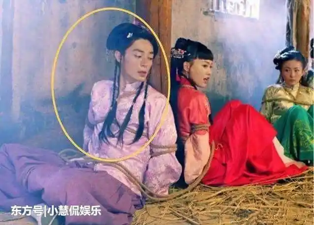 古装剧女星被绑画面前三个楚楚可怜看到图4我表示再绑紧点