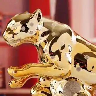 78属马女招财微信头像