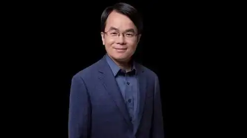 锤子前合伙人吴德周玩起短视频,自曝印象最深的产品是坚果pro