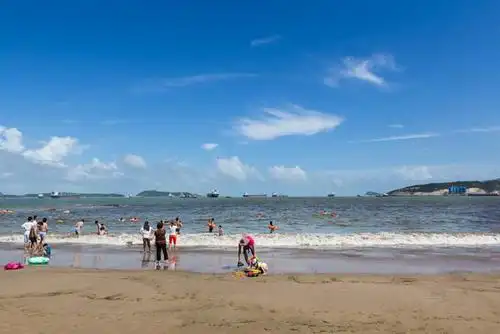 上一页 下一页 作品名称: 龙门沙滩  作品描述:   拍摄地点: 浙江温岭