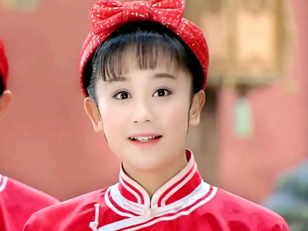 她真的好漂亮呀,最近重刷,真的好漂亮#新还珠格格#紫薇#海陆 - 抖音