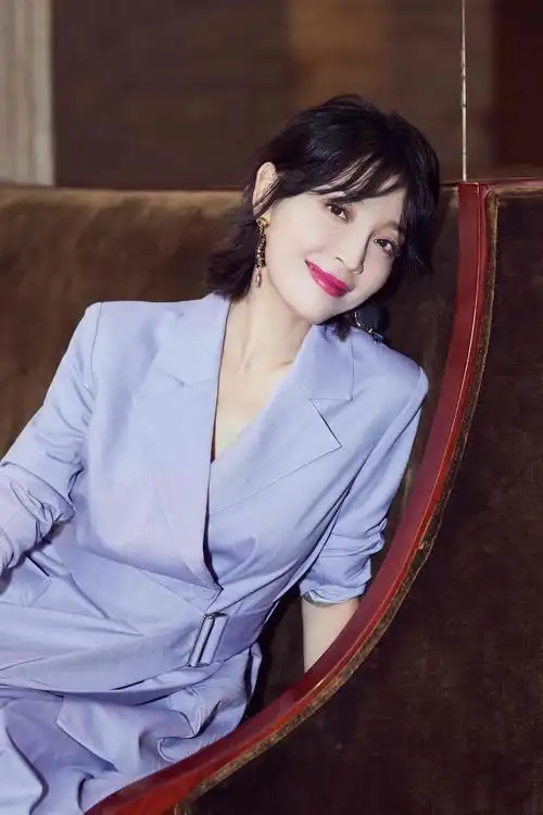 十年三月三十日热播高晓菲落入职场陷阱