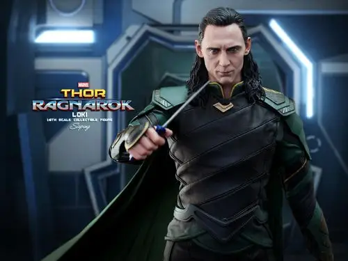 《雷神3:诸神黄昏》洛基1:6比例珍藏人偶官方实物图