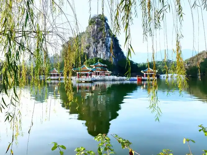 肇庆七星岩风景区真美