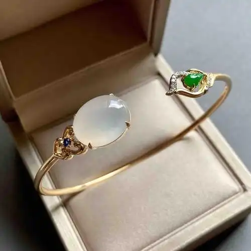 冰种翡翠鸽子蛋阳绿水滴手镯18k黄金钻石镶嵌