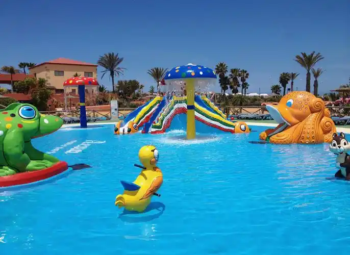 水上乐园在夏日为何如此火爆