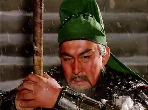 63岁陆树铭再演关公,雄姿勃发风采依旧,老艺术家把半生献给角色