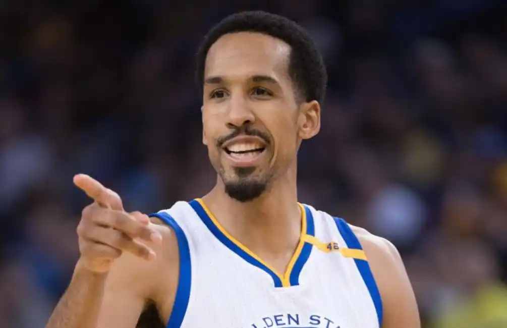 利文斯顿首次投丢,总决赛至今12投11中