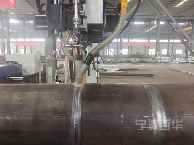 湖南阀门管道自动焊接预制卡盘埋弧焊管道自动焊机运用现场