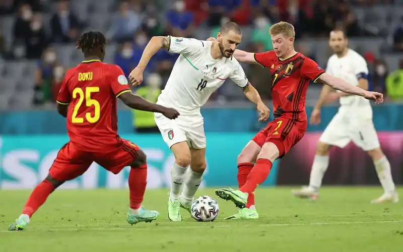 欧洲杯4强英意夺冠呼声最高丹麦渴望再写童话