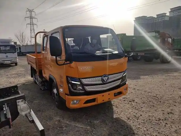 欧马可双排工程专用车