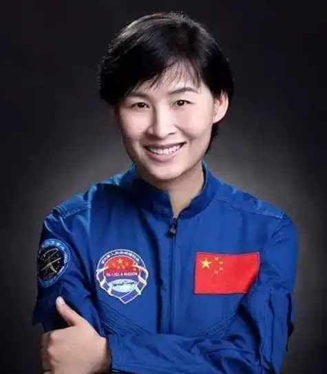 我国首位女宇航员刘洋,返回后为何突然"消失",后来怎么样了?