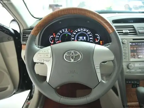 紫钻黑凯美瑞 2011款 200g经典周年纪念版内饰中控图片(4/17)_网上车