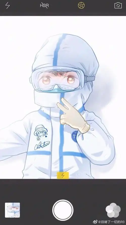 tfboys新闻200504饭绘穿防护服的王俊凯自拍是可爱本尊没错了