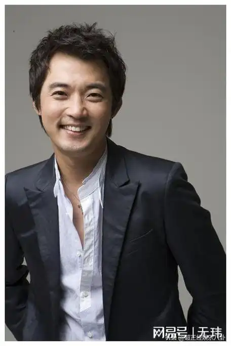 韩国健身明星男 - 实验室设备网