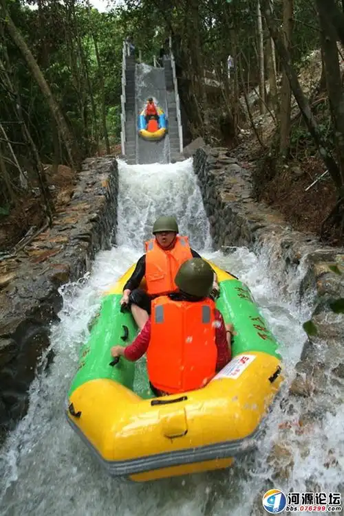 万绿谷空中漂流凭借天子山山脉延绵起伏,水源充沛的资源优势,前卫