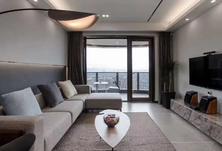 2018简约现代客厅阳台玻璃门装修效果图