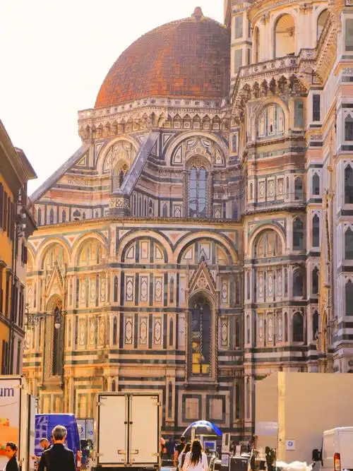 佛罗伦萨在文艺复兴的暑气里浮沉