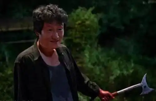 至今很多韩国女人不敢穿长筒袜,竟是因为这个人魔…._姜浩淳