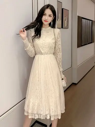 2019秋装新款很仙的长袖蕾丝连衣裙女网红甜美egg裙法式过膝长裙