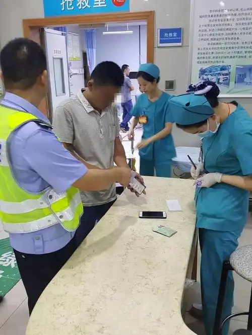 东莞交警新招数,请勿酒驾!